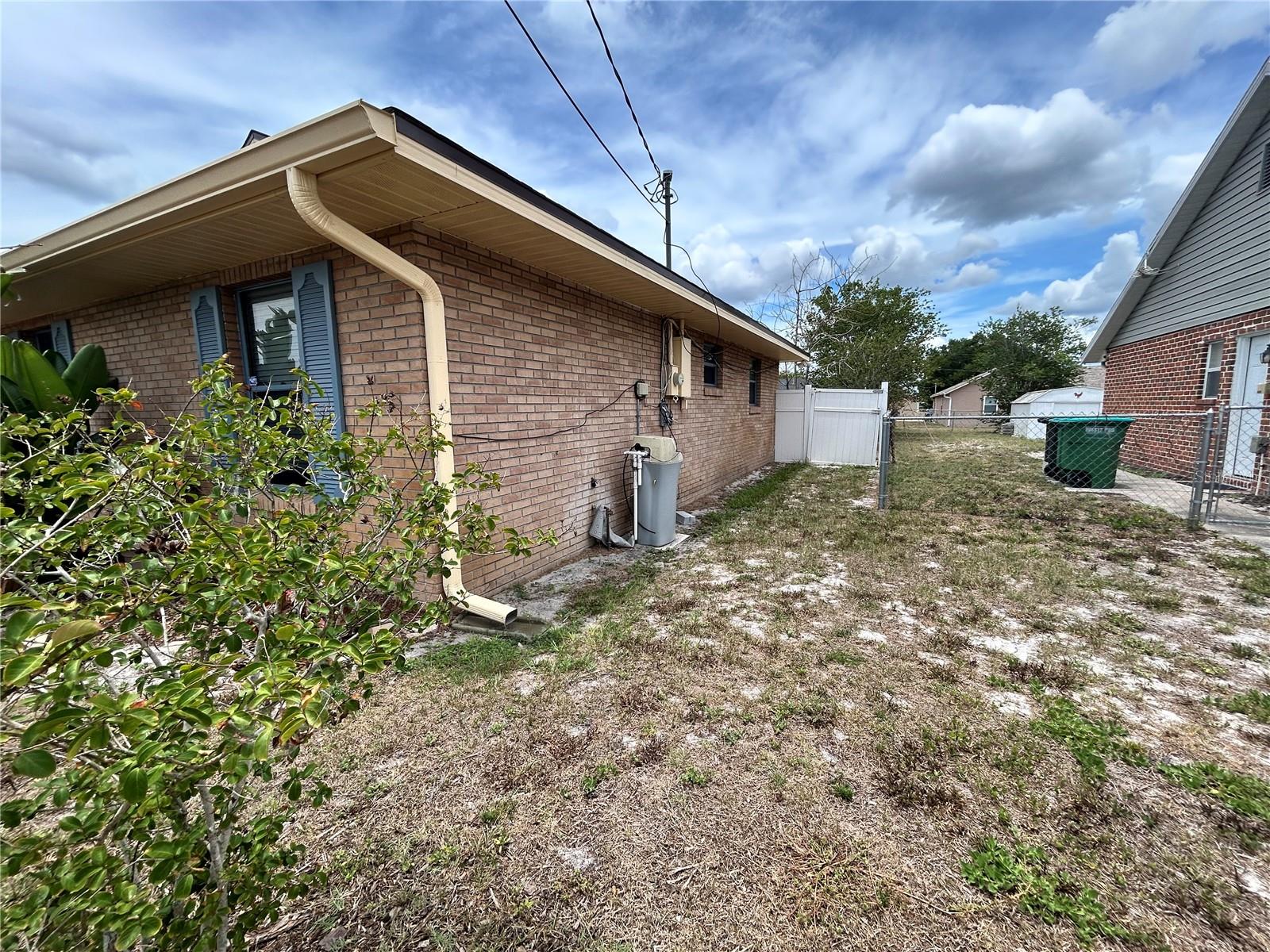 1448 E NORMANDY, DELTONA, FL — photo 30