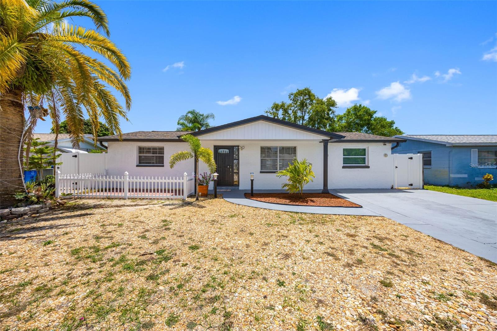 1036 VIKING DR, HOLIDAY, FL