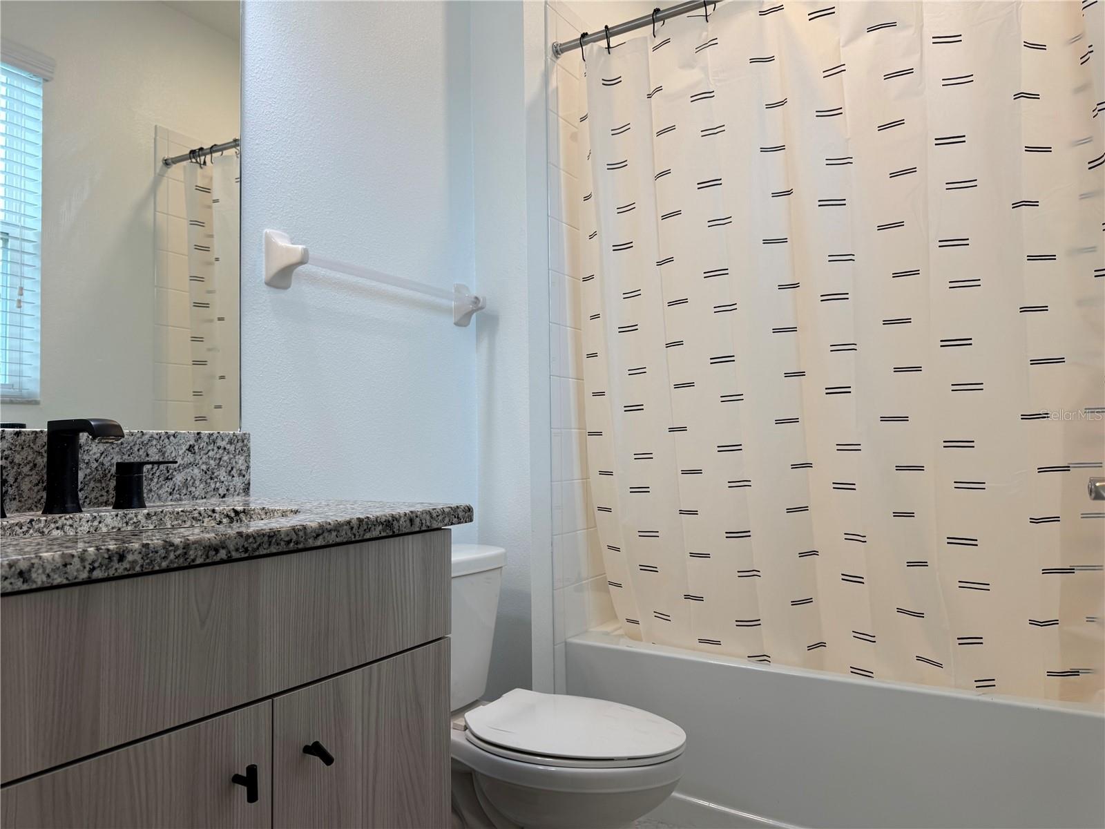 33263 SYCAMORE LEAF DR, WESLEY CHAPEL, FL — photo 36