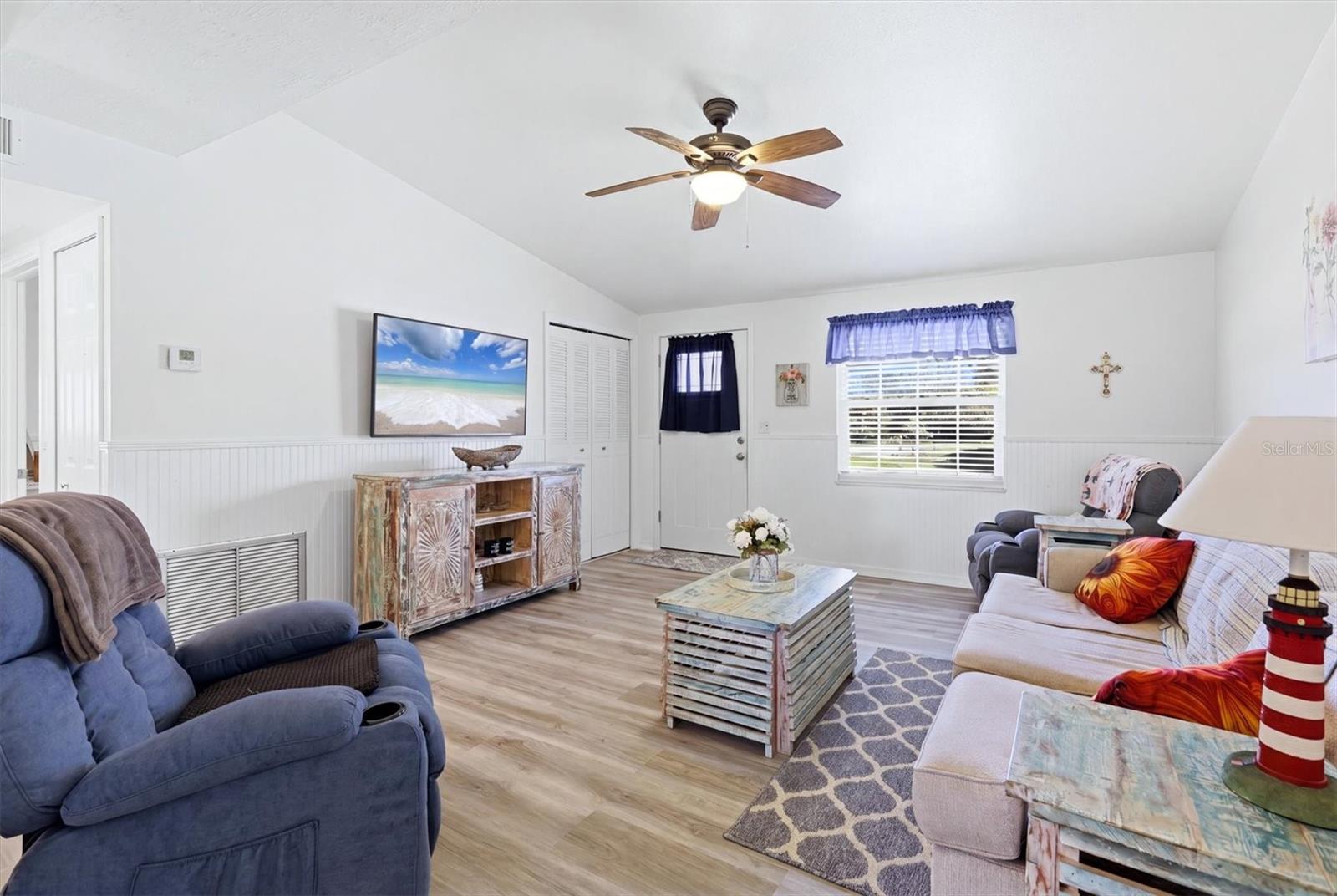 201 E TARPON BLVD NW, PORT CHARLOTTE, FL — photo 14