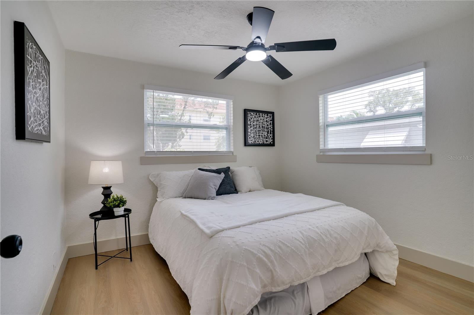 326 41ST AVE N, ST PETERSBURG, FL — photo 18