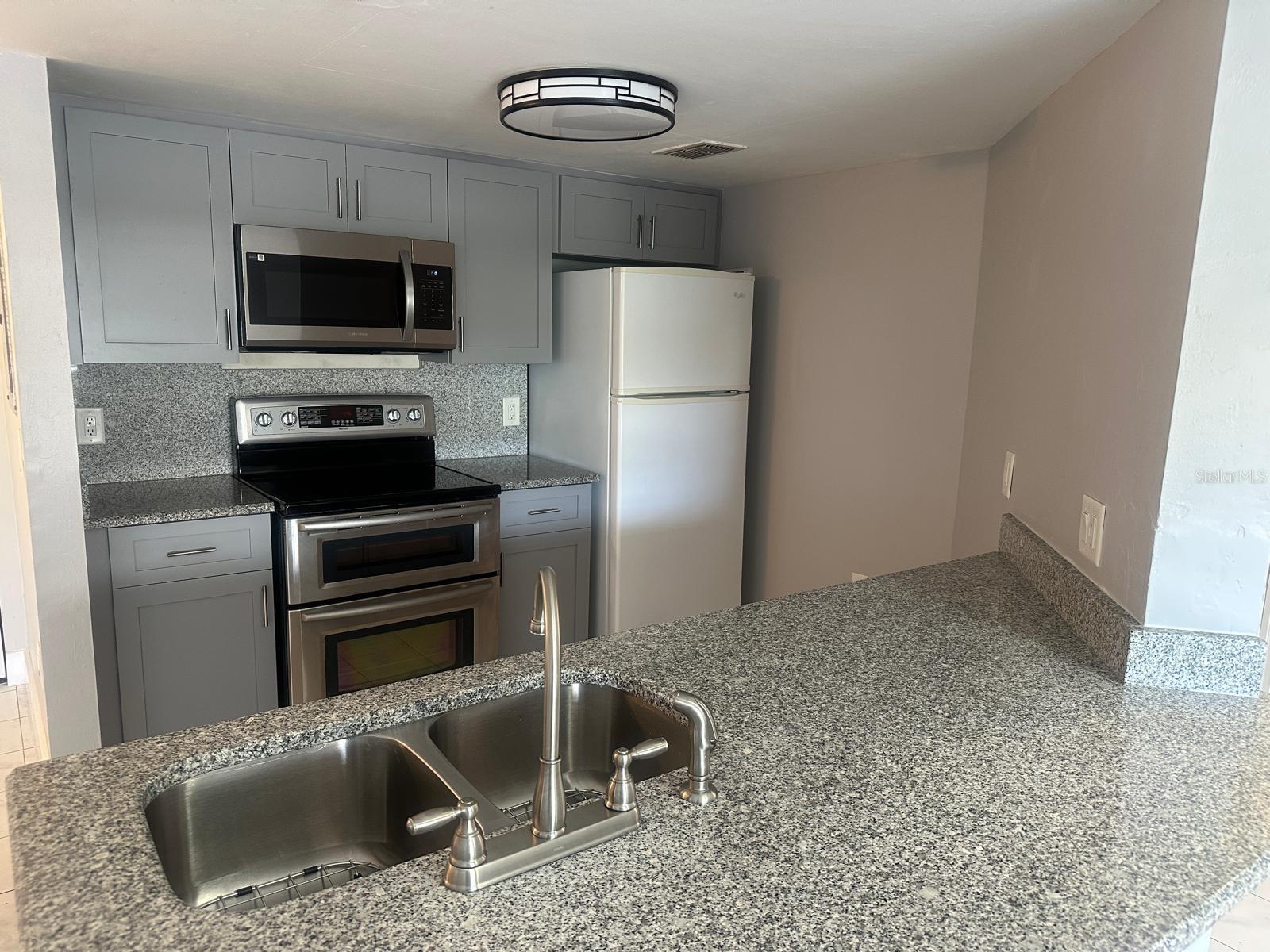 1767 FOUR MILE COVE PKWY #810, CAPE CORAL, FL — photo 2