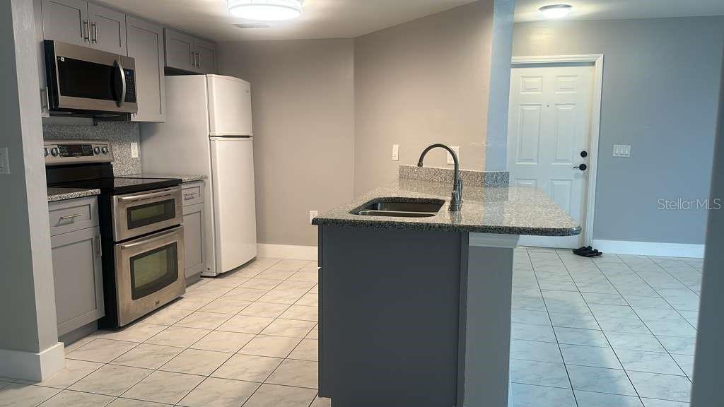 1767 FOUR MILE COVE PKWY #810, CAPE CORAL, FL — photo 3