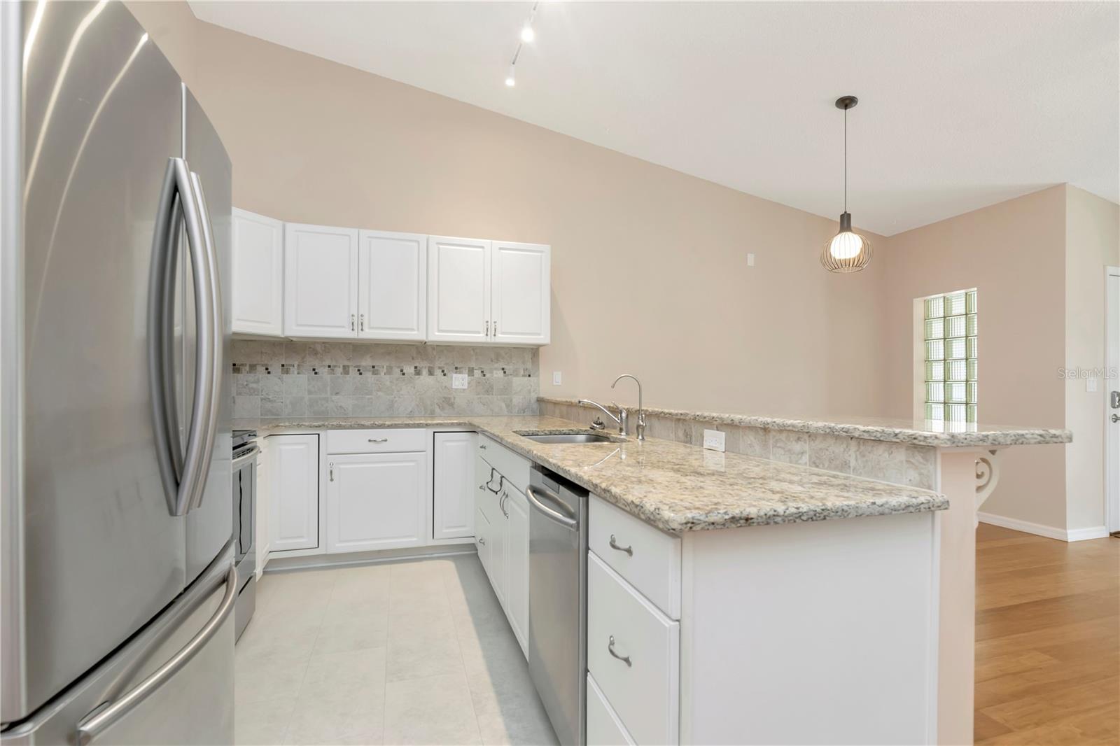 3367 CRYSTAL CT E #E, PALM HARBOR, FL — photo 8