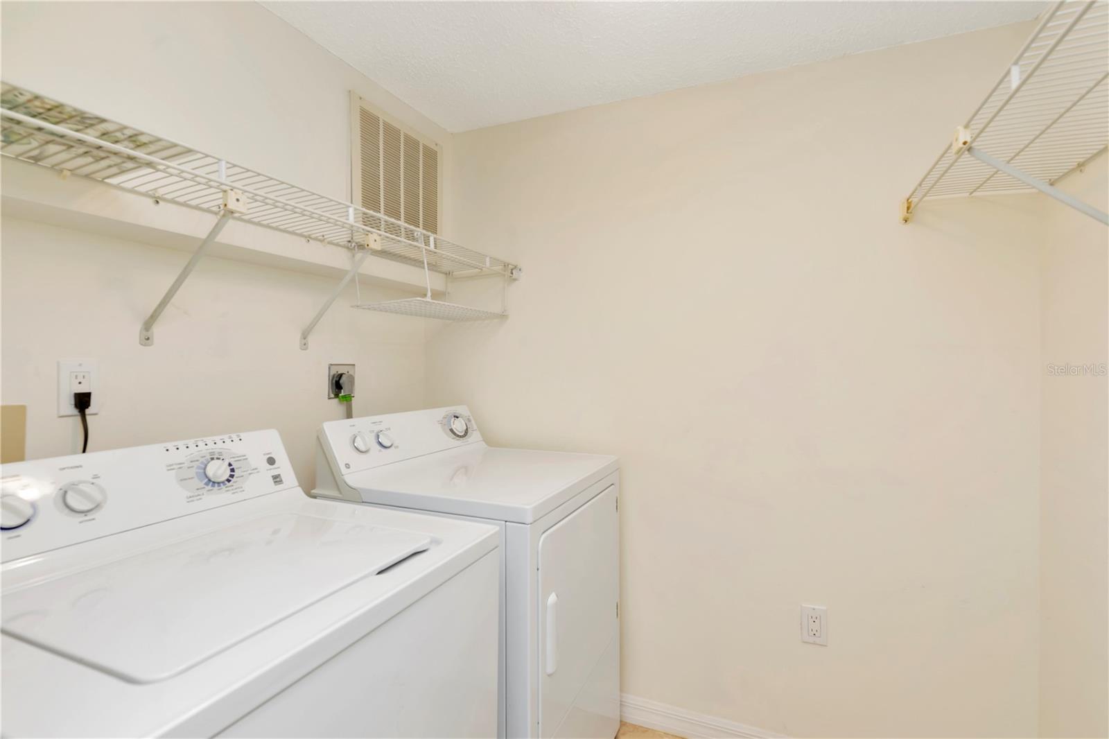 3367 CRYSTAL CT E #E, PALM HARBOR, FL — photo 19