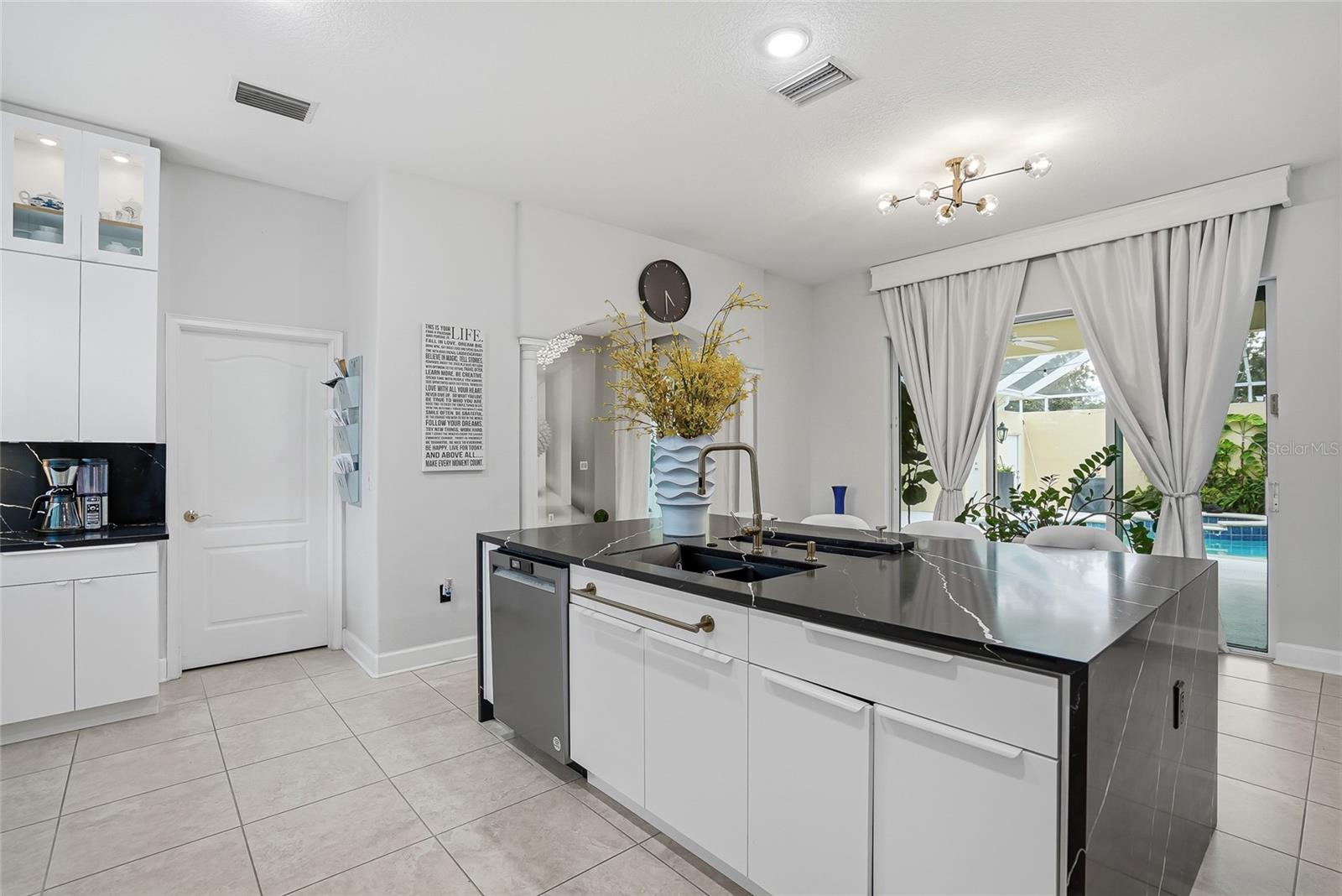 19930 DOLORES ANN CT, LUTZ, FL — photo 21