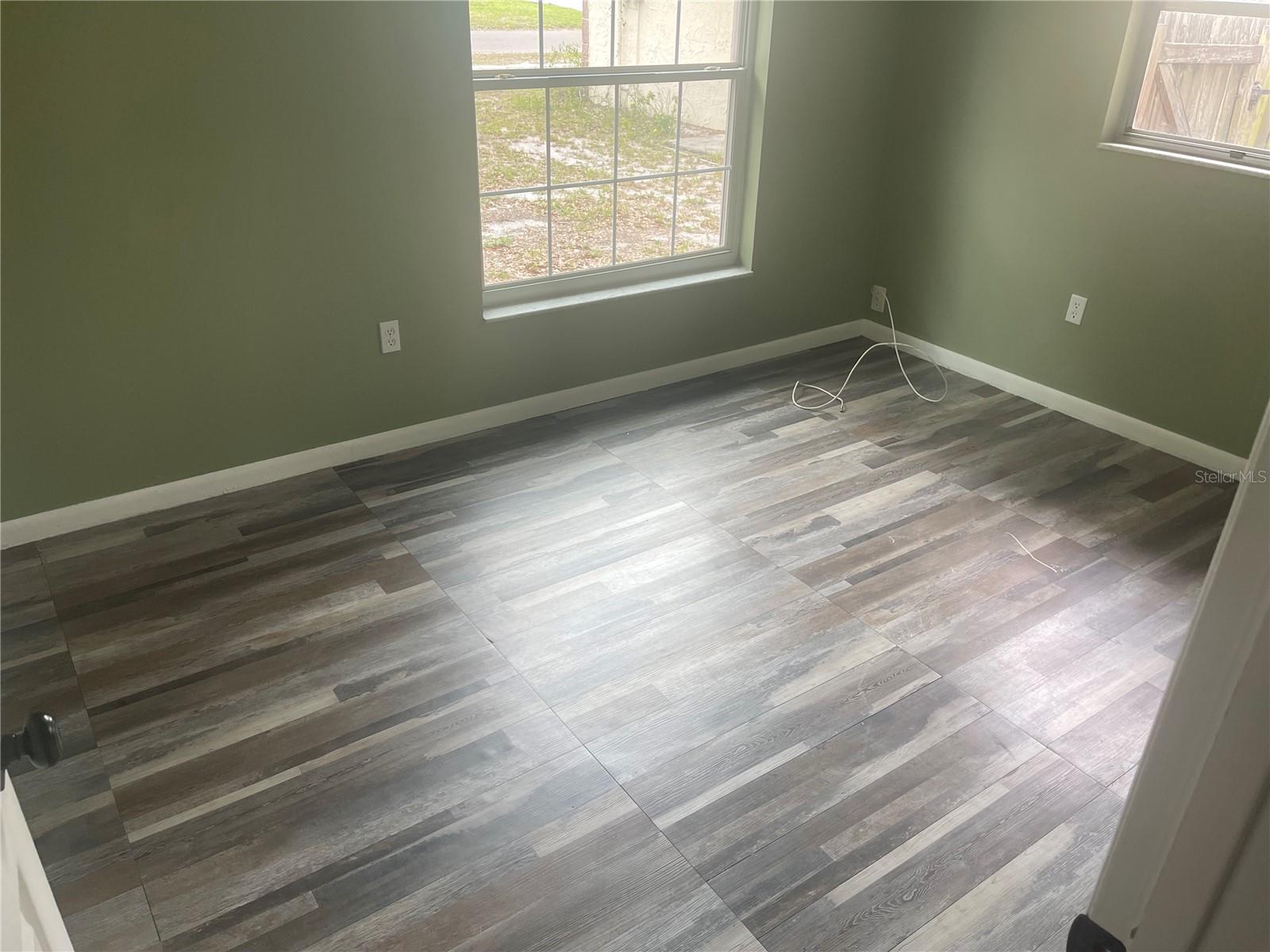 906 ESSEX RD, BRANDON, FL — photo 10