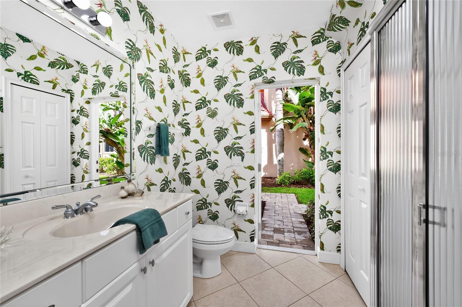 3341 SUNSET KEY CIR, PUNTA GORDA, FL — photo 25