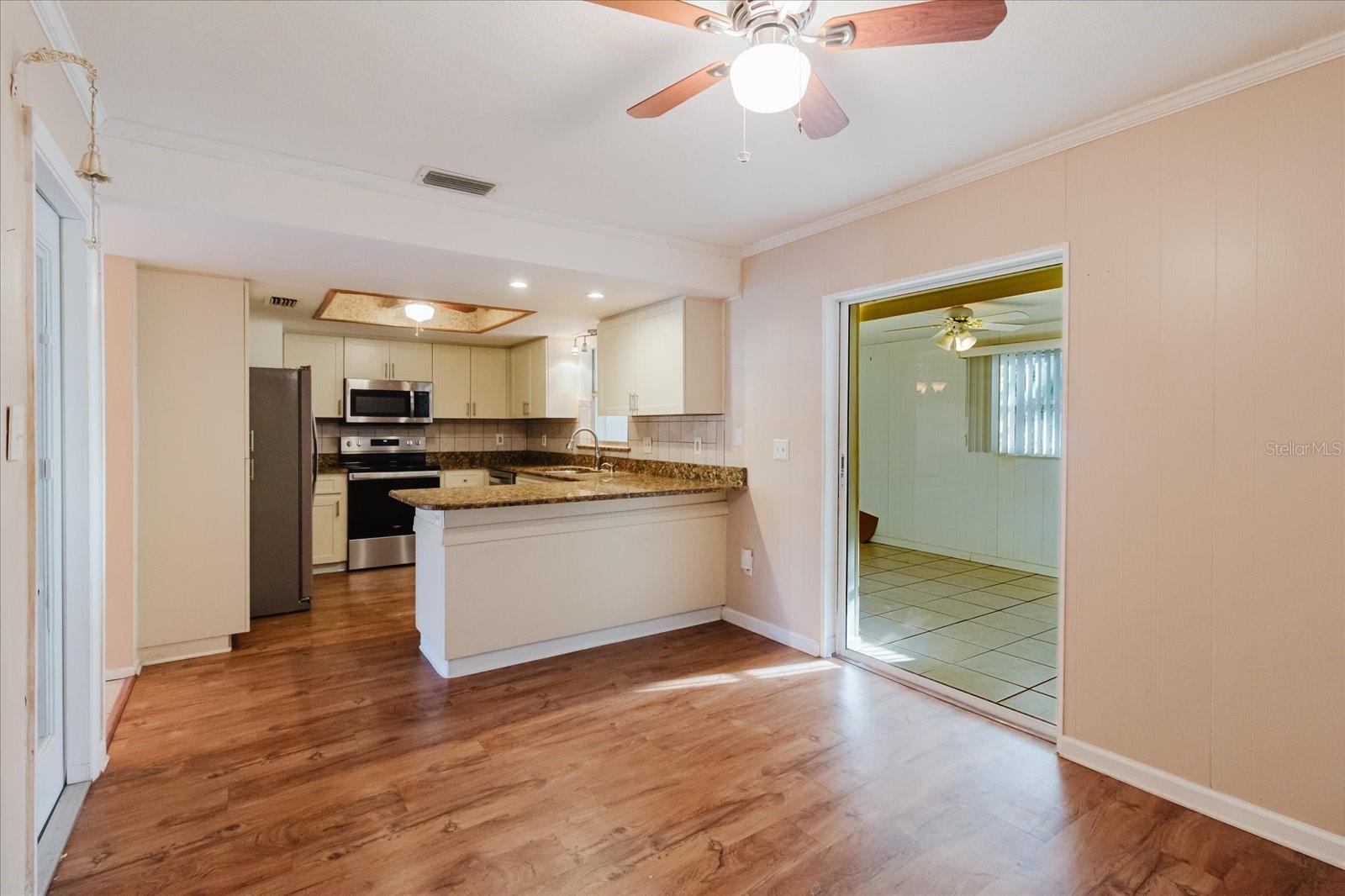 1201 CARA DR, LARGO, FL — photo 8