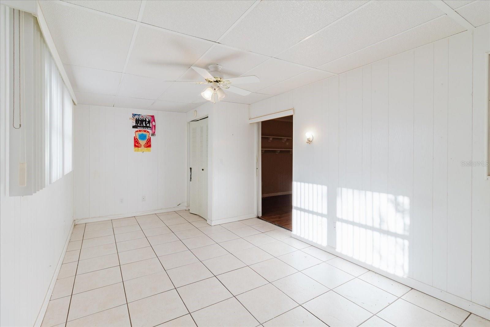 1201 CARA DR, LARGO, FL — photo 9