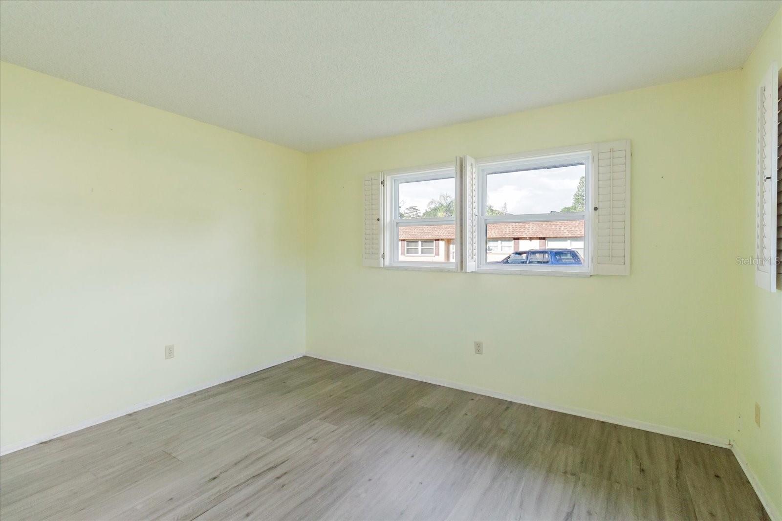 1201 CARA DR, LARGO, FL — photo 46