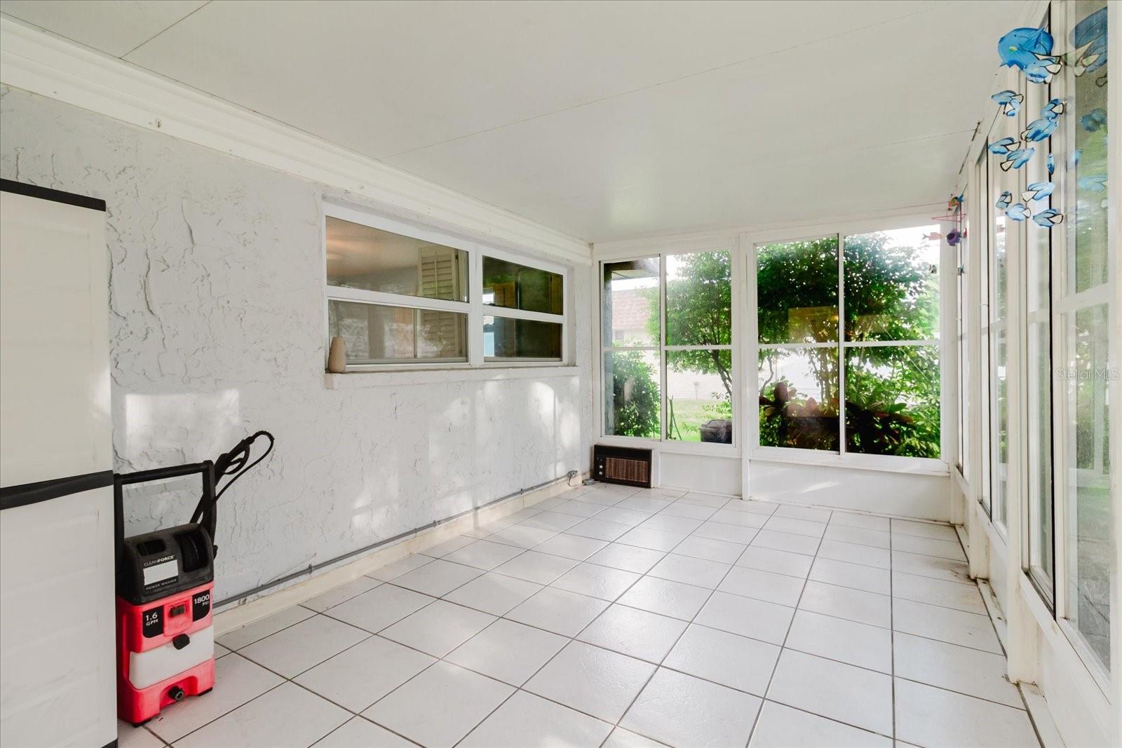 1201 CARA DR, LARGO, FL — photo 59