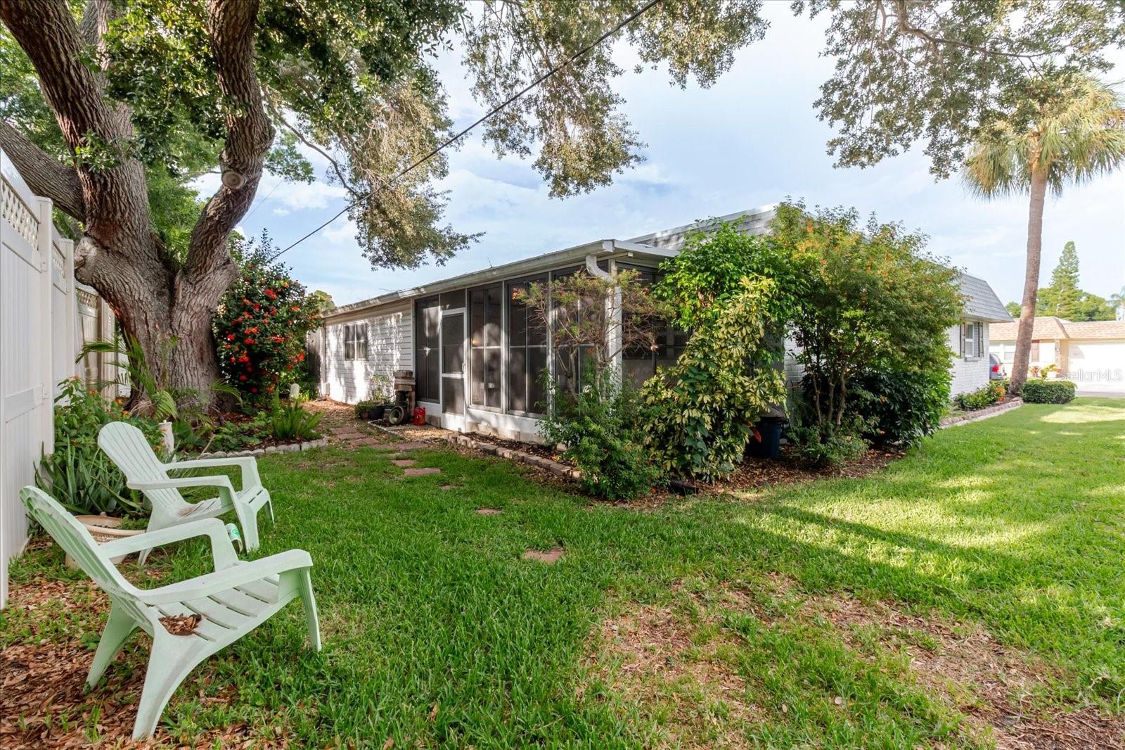 1201 CARA DR, LARGO, FL — photo 67