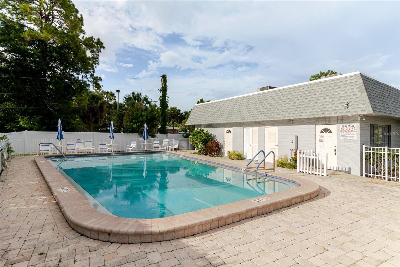 1201 CARA DR, LARGO, FL — photo 70