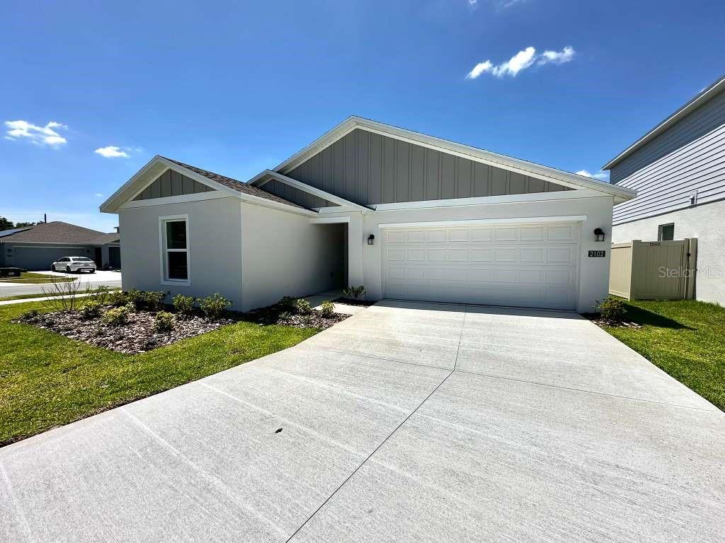 2102 CHRIS DR, WINTER HAVEN, FL