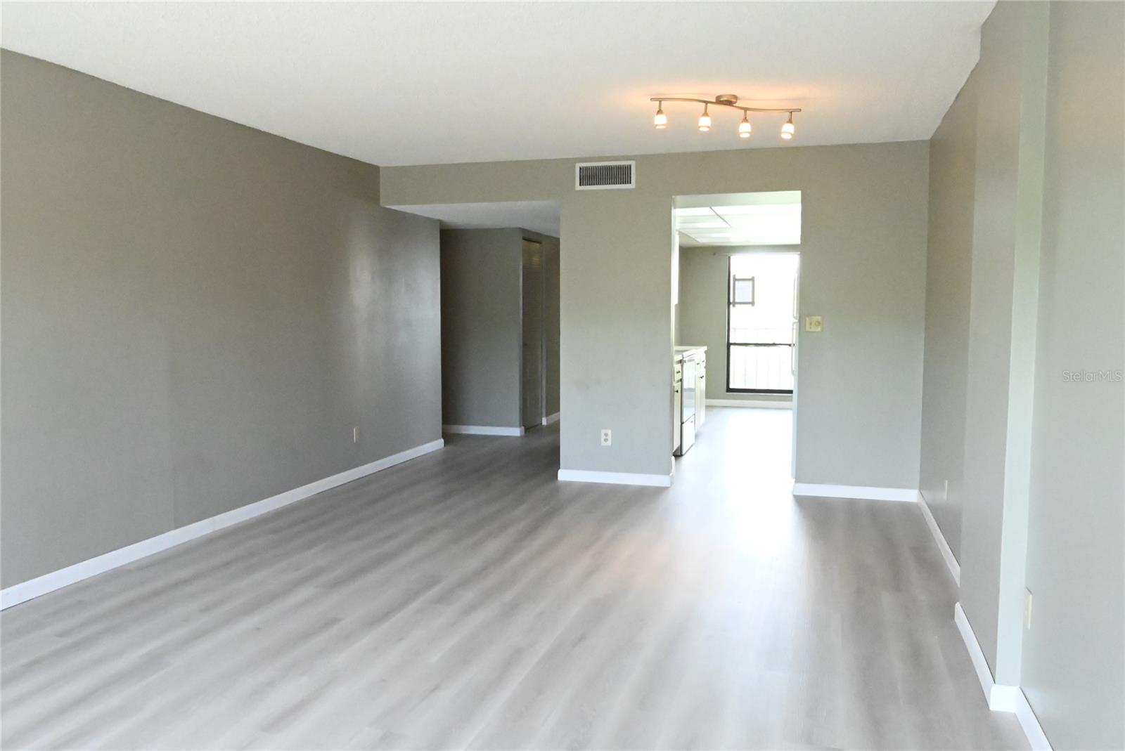 2700 COVE CAY DR #1-4G, CLEARWATER, FL — photo 3