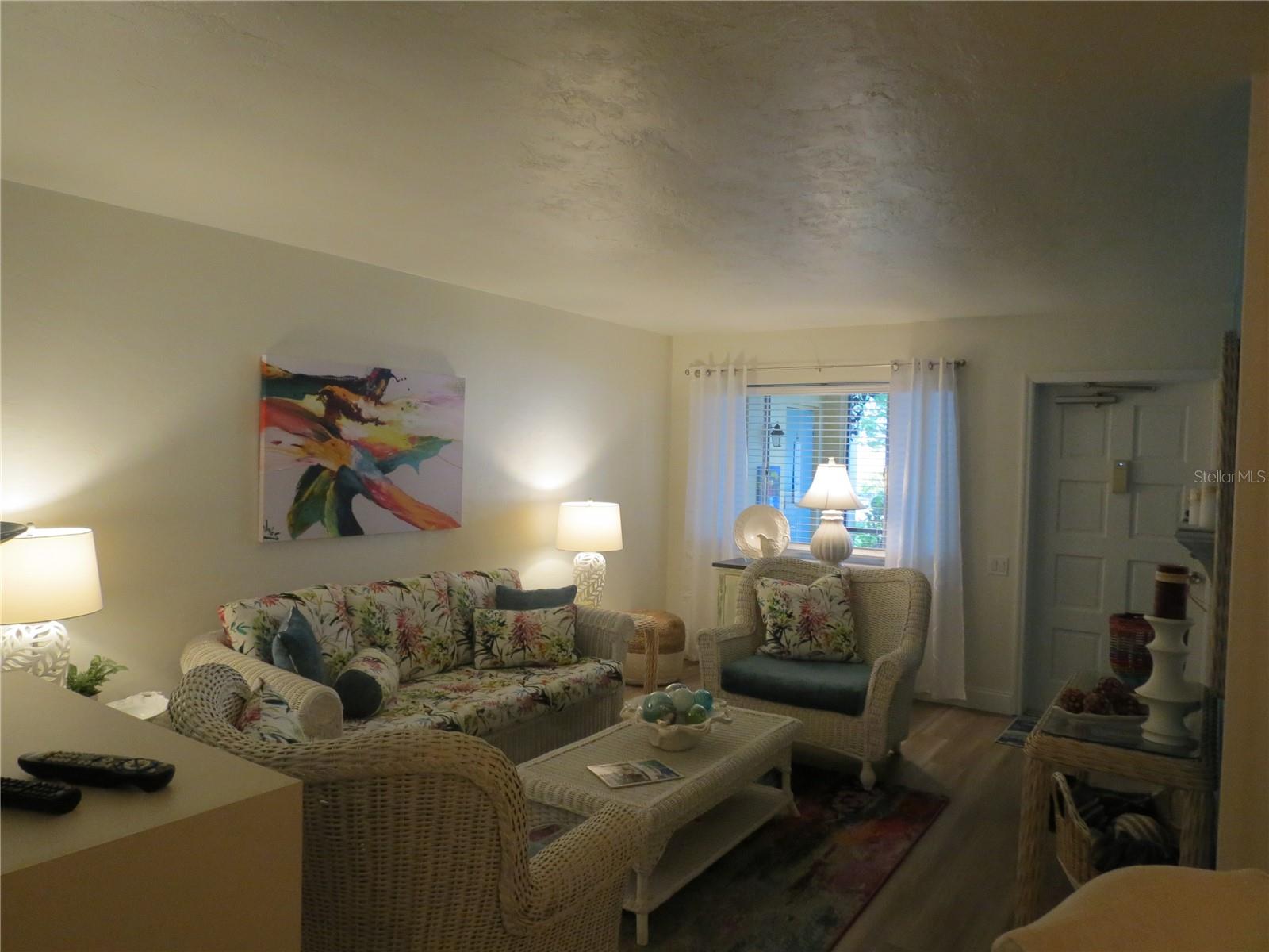 615 S PALM AVE #4, SARASOTA, FL — photo 4