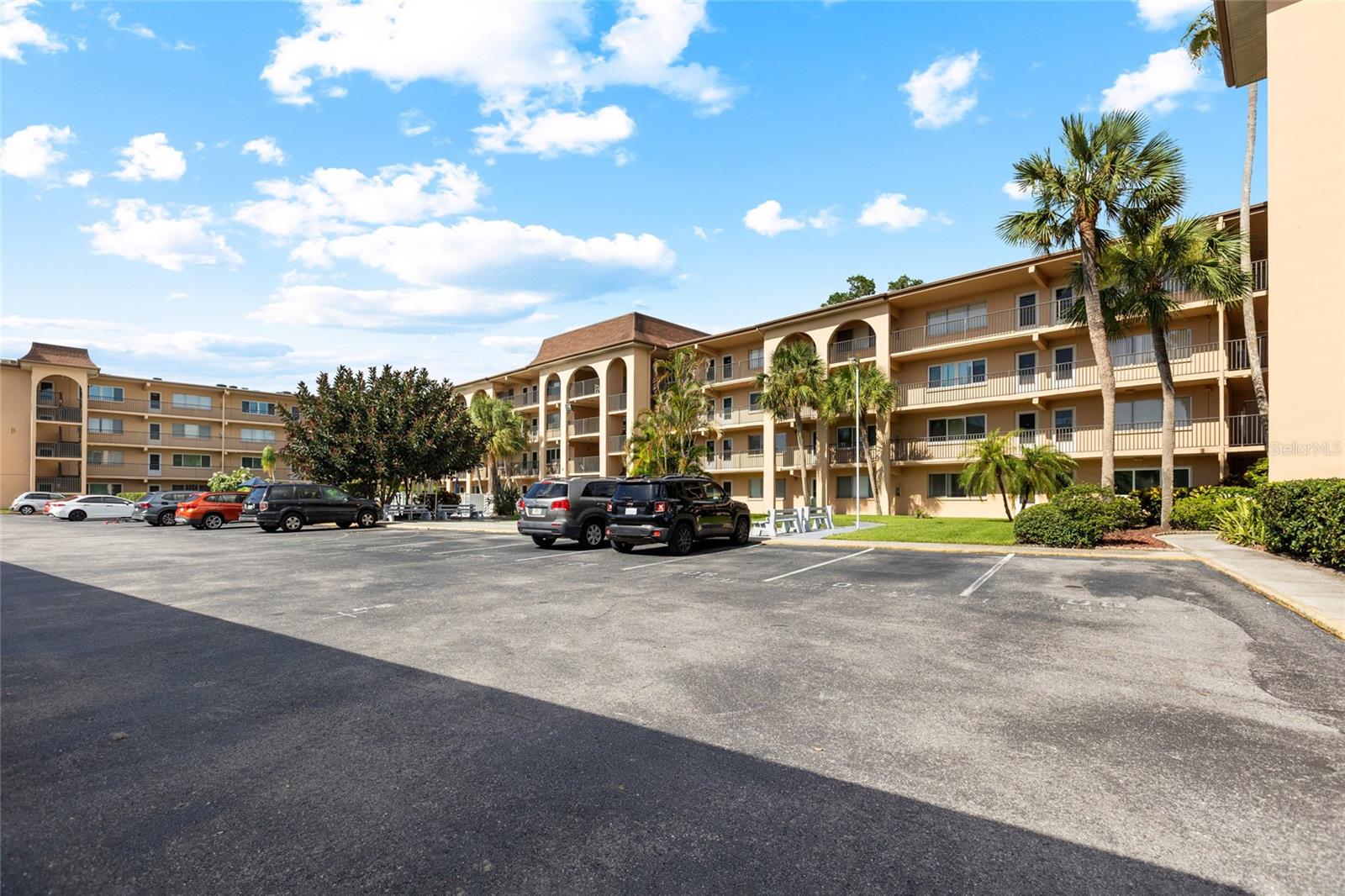 2525 W BAY DR #D13, LARGO, FL — photo 4