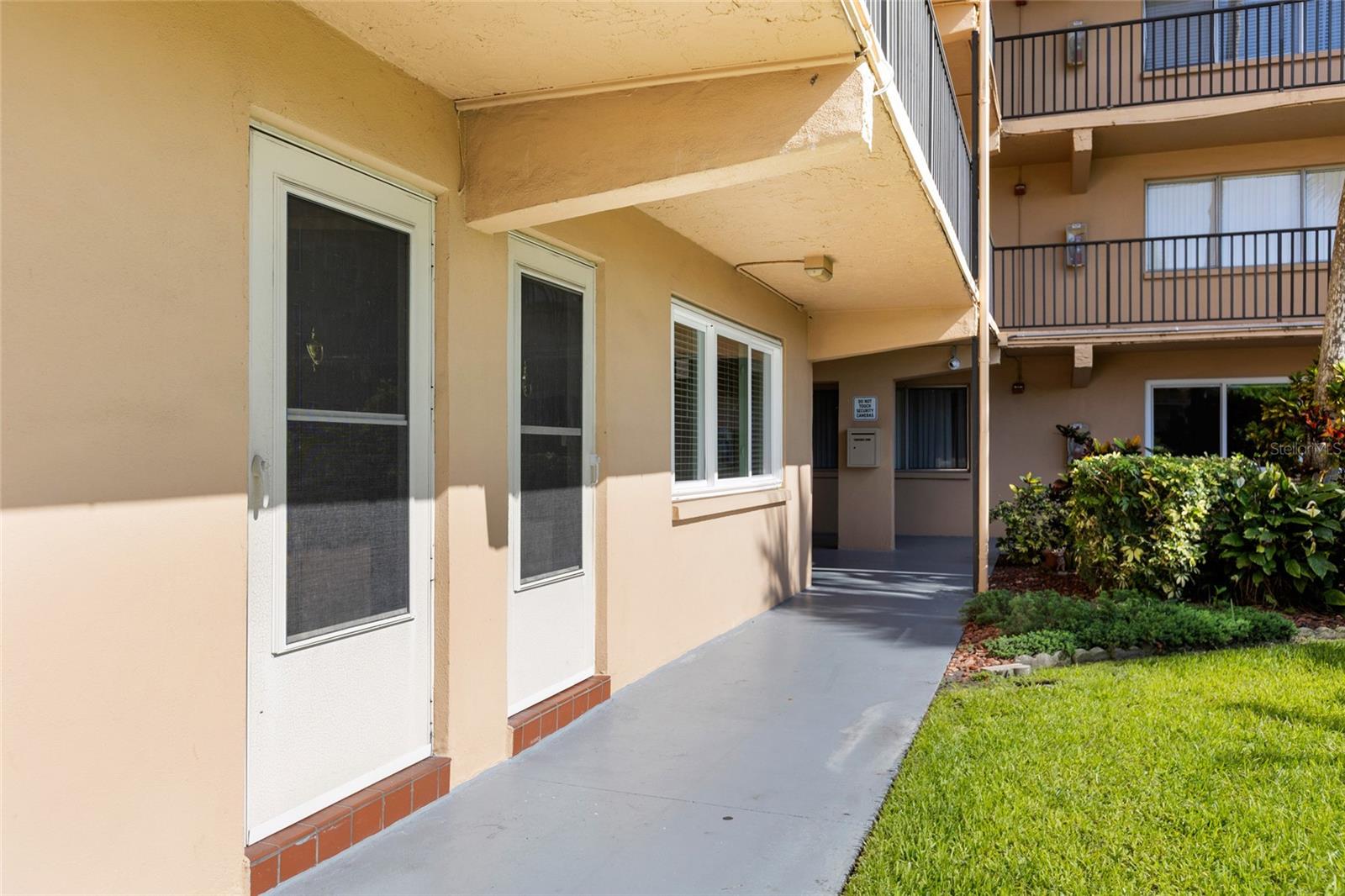 2525 W BAY DR #D13, LARGO, FL — photo 5