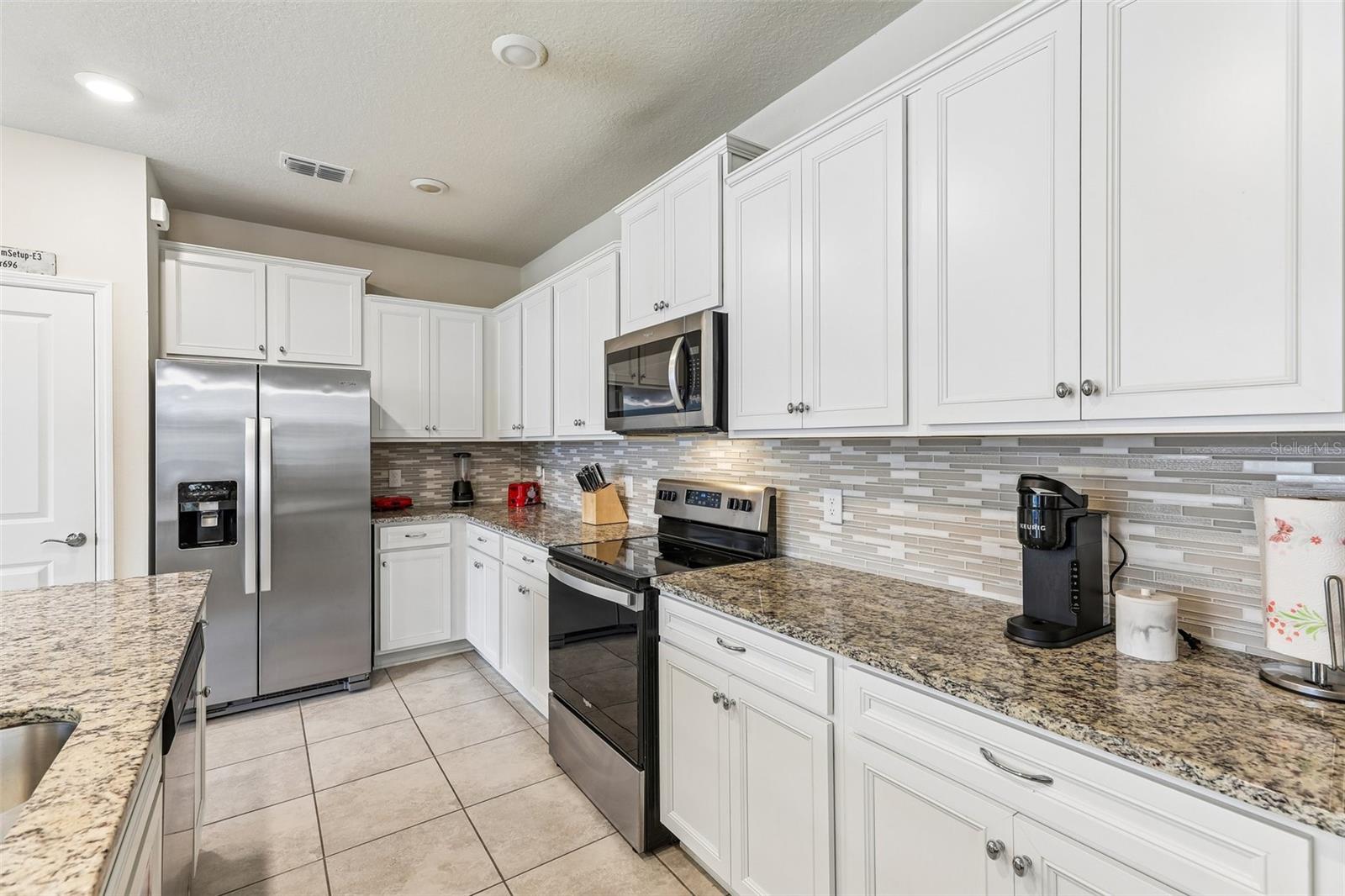 4290 LANA AVE, DAVENPORT, FL — photo 13