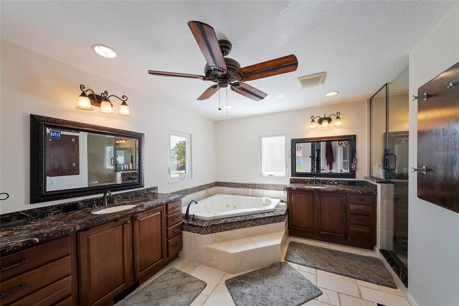 4900 RIVERVIEW BLVD, BRADENTON, FL — photo 39