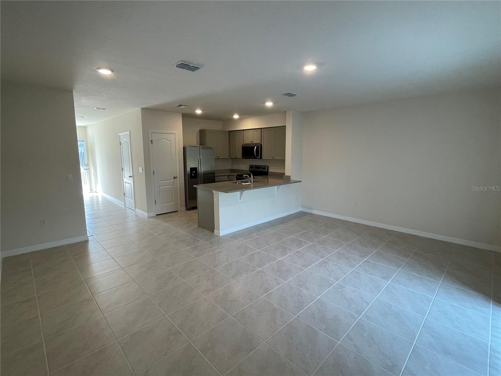 3057 CANARY AVE, DAVENPORT, FL — photo 9