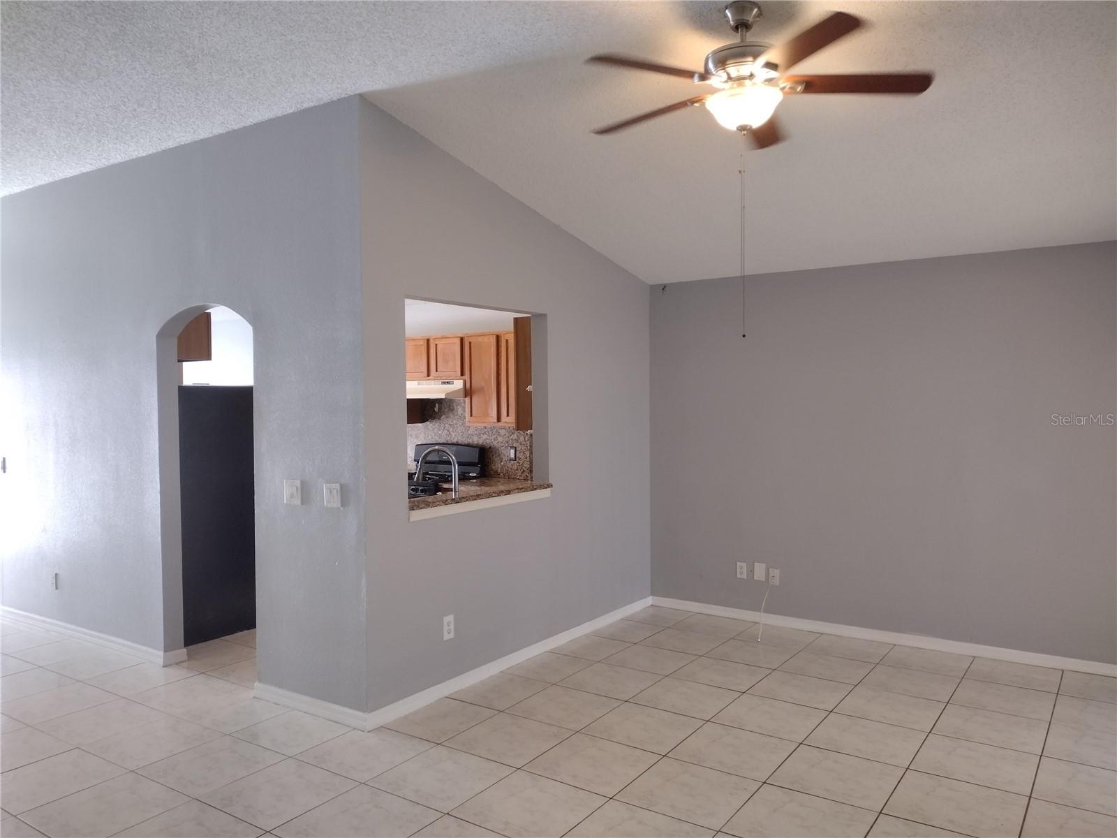 2358 BLUE SAPPHIRE CIR, ORLANDO, FL — photo 9