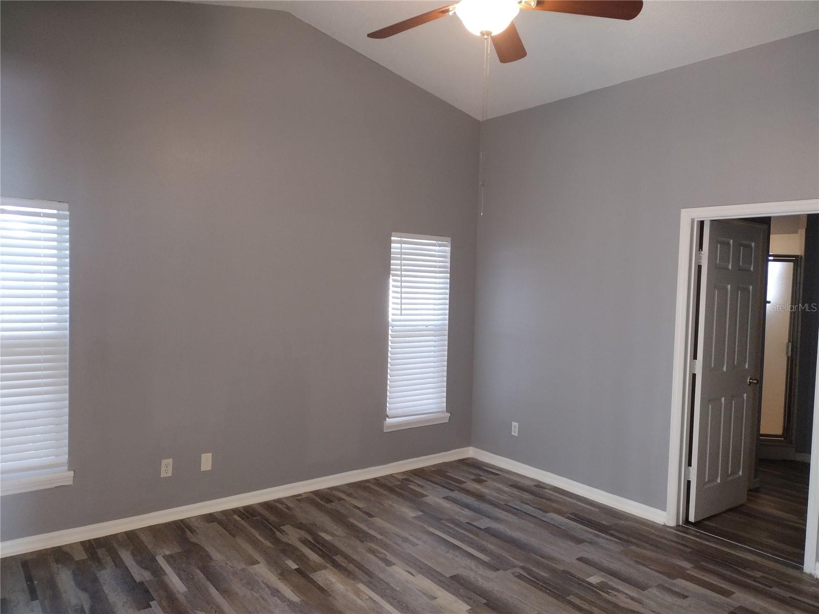 2358 BLUE SAPPHIRE CIR, ORLANDO, FL — photo 11
