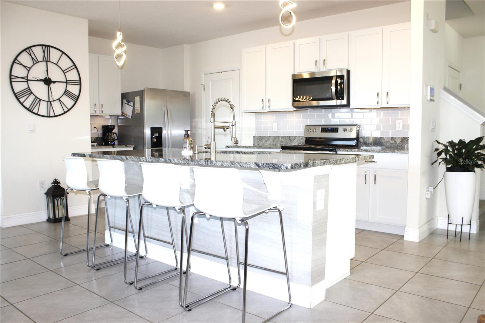 8406 HARDY BAY LOOP, WESLEY CHAPEL, FL — photo 4