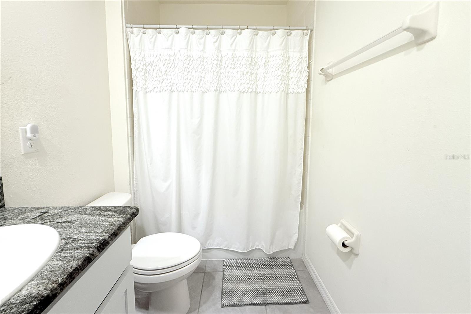 8406 HARDY BAY LOOP, WESLEY CHAPEL, FL — photo 17