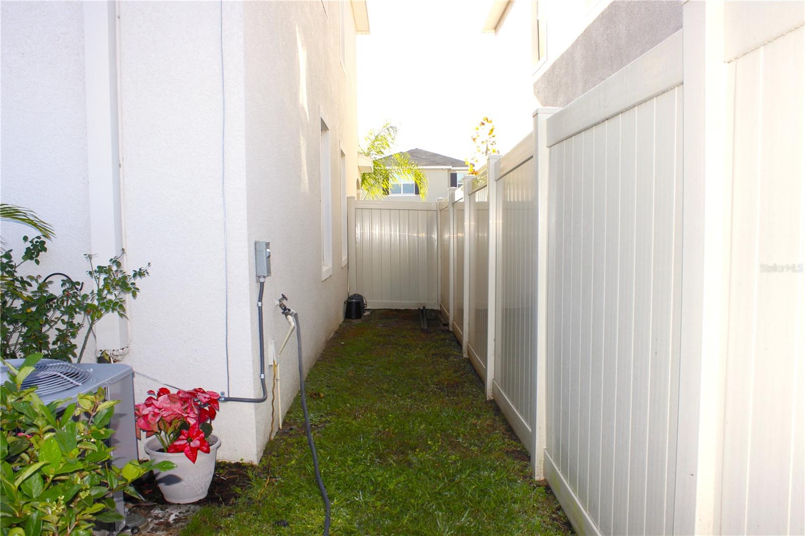 8406 HARDY BAY LOOP, WESLEY CHAPEL, FL — photo 27