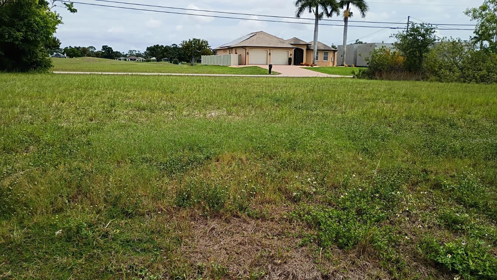2918 NW 14TH TER, CAPE CORAL, FL — photo 2