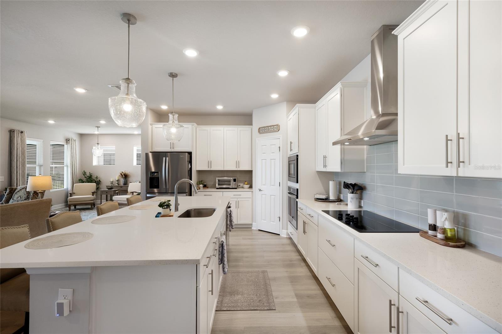 8611 MERCATOR CT, PARRISH, FL — photo 15