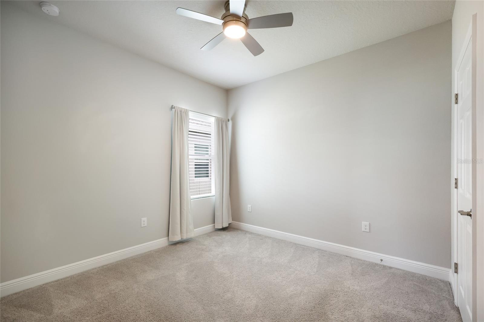 8611 MERCATOR CT, PARRISH, FL — photo 32