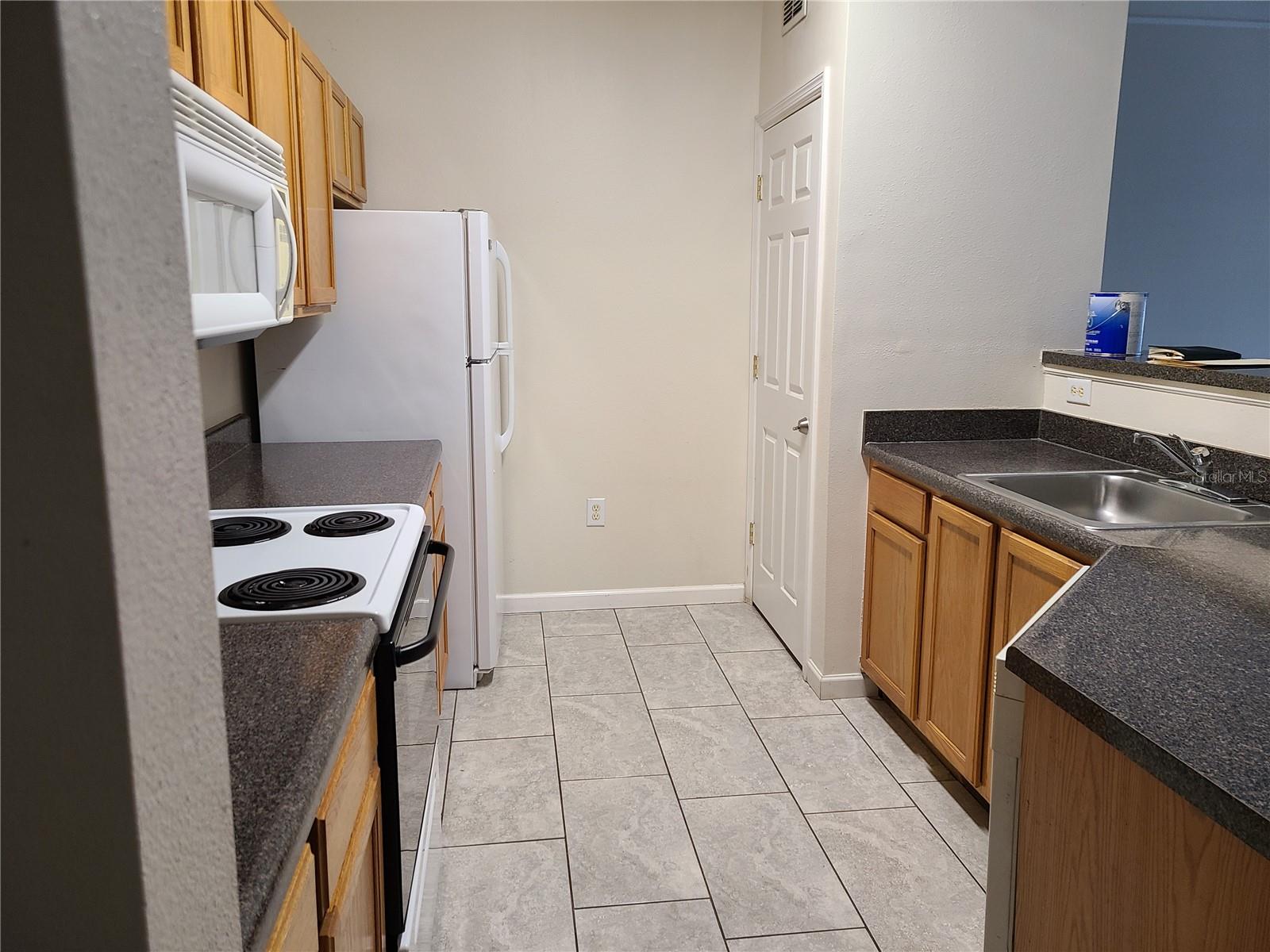 4802 51ST ST W #602, BRADENTON, FL — photo 2