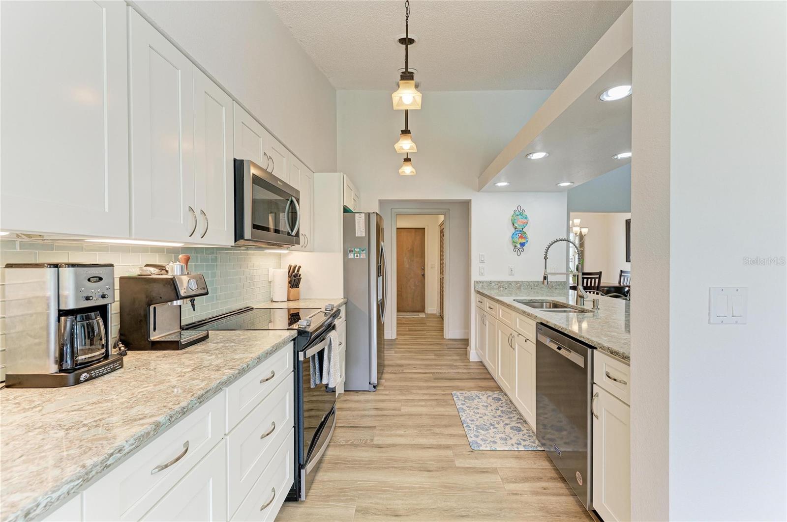 405 BAYSIDE LN, NOKOMIS, FL — photo 23