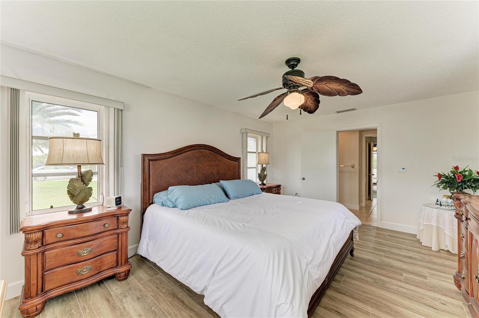 405 BAYSIDE LN, NOKOMIS, FL — photo 38