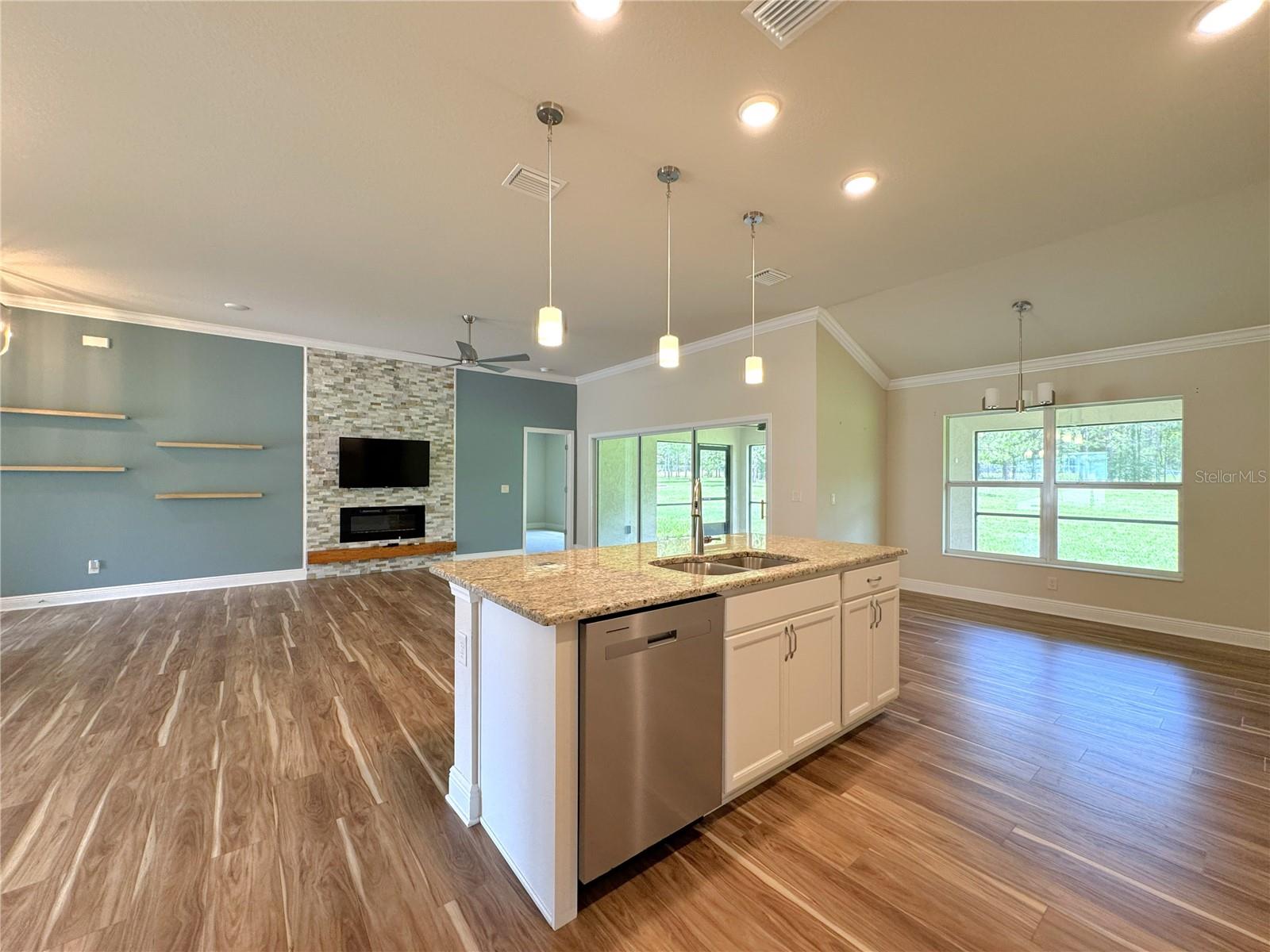 1724 E GATE DANCER CIR, INVERNESS, FL — photo 11