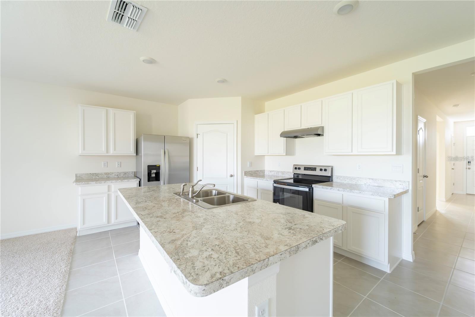 1811 SILVERBELL LOOP, HAINES CITY, FL — photo 2