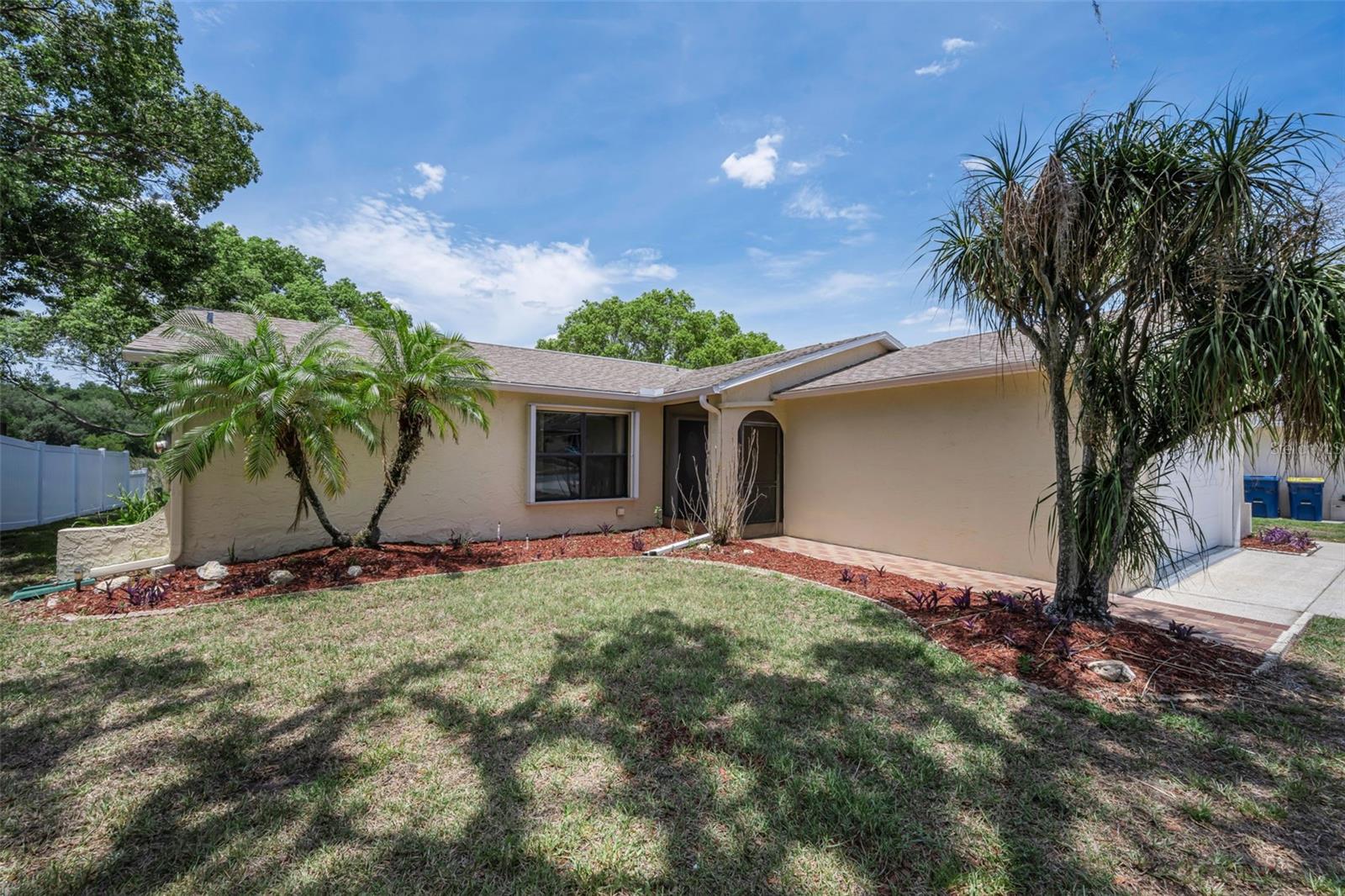 12603 PECAN TREE DR, HUDSON, FL — photo 4