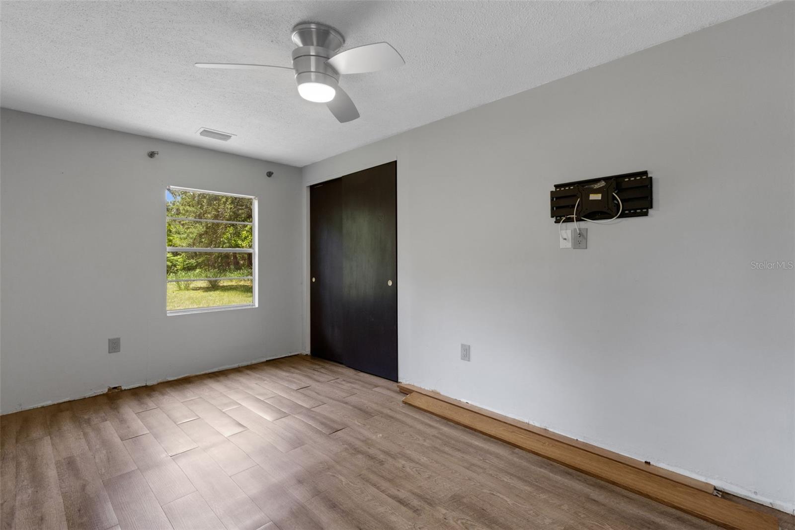 8010 BROWER DR, BRADENTON, FL — photo 24