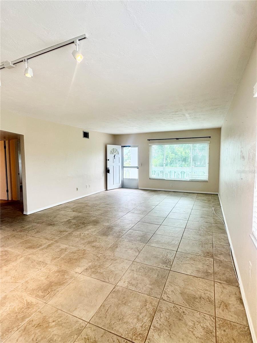 2020 WORLD PARKWAY BLVD #54, CLEARWATER, FL — photo 7