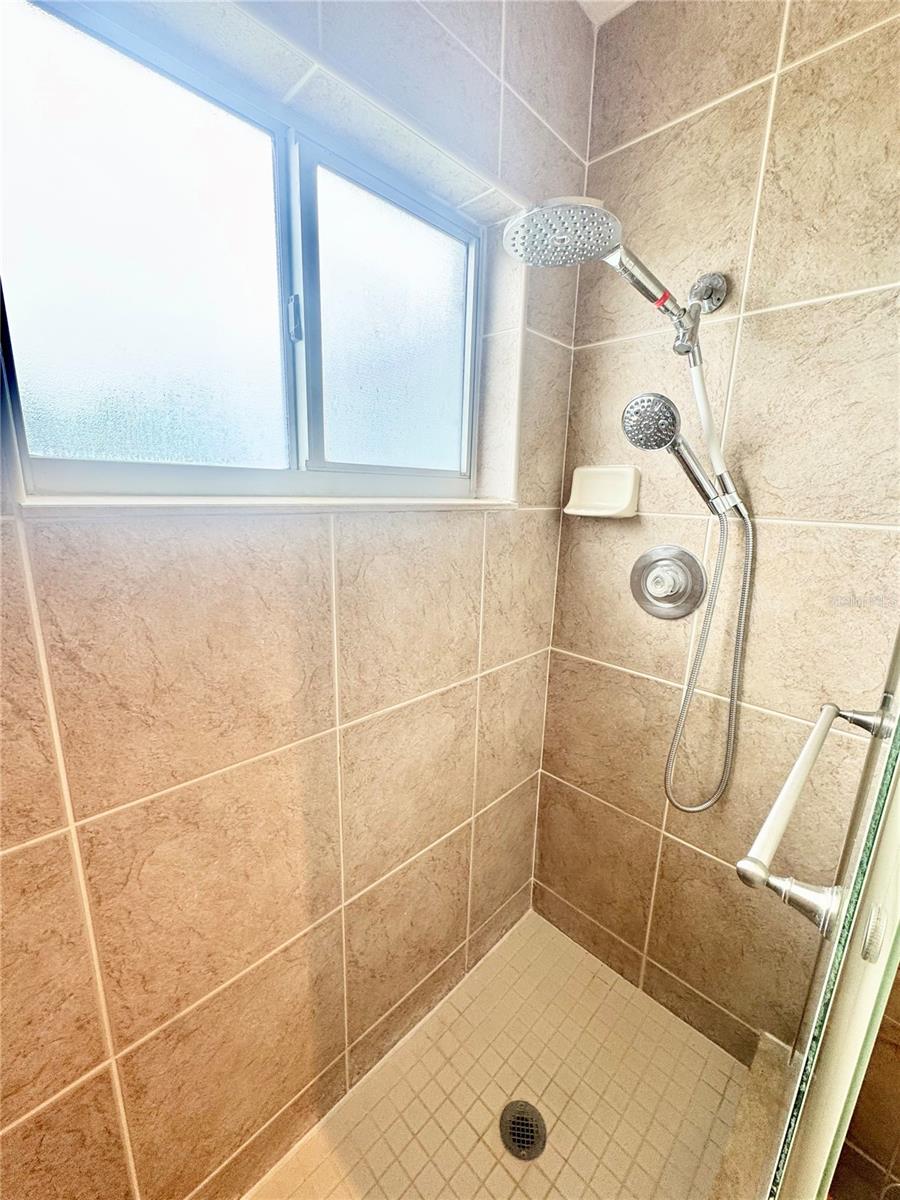 2020 WORLD PARKWAY BLVD #54, CLEARWATER, FL — photo 11
