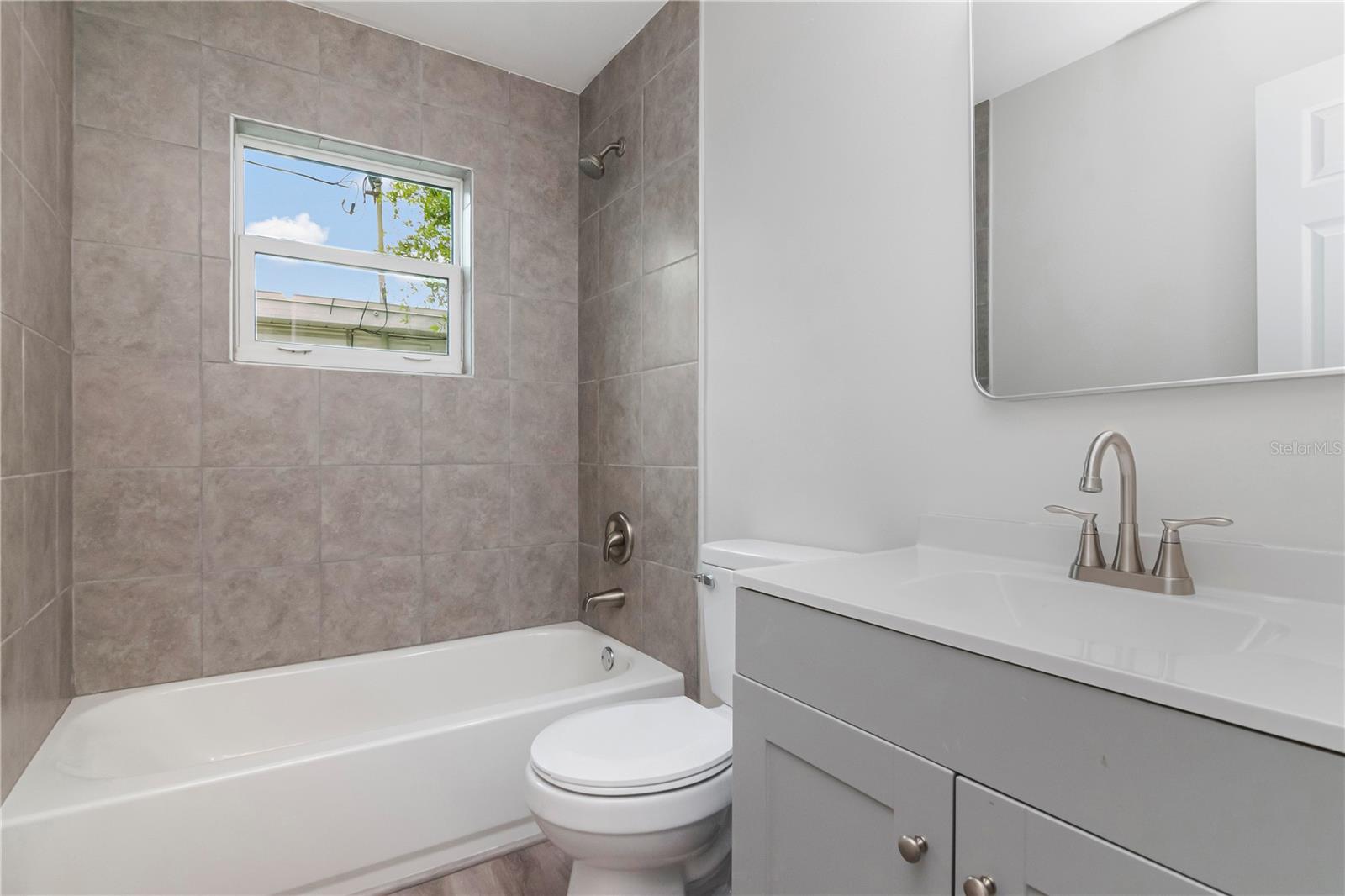 2216 E 109TH AVE, TAMPA, FL — photo 21