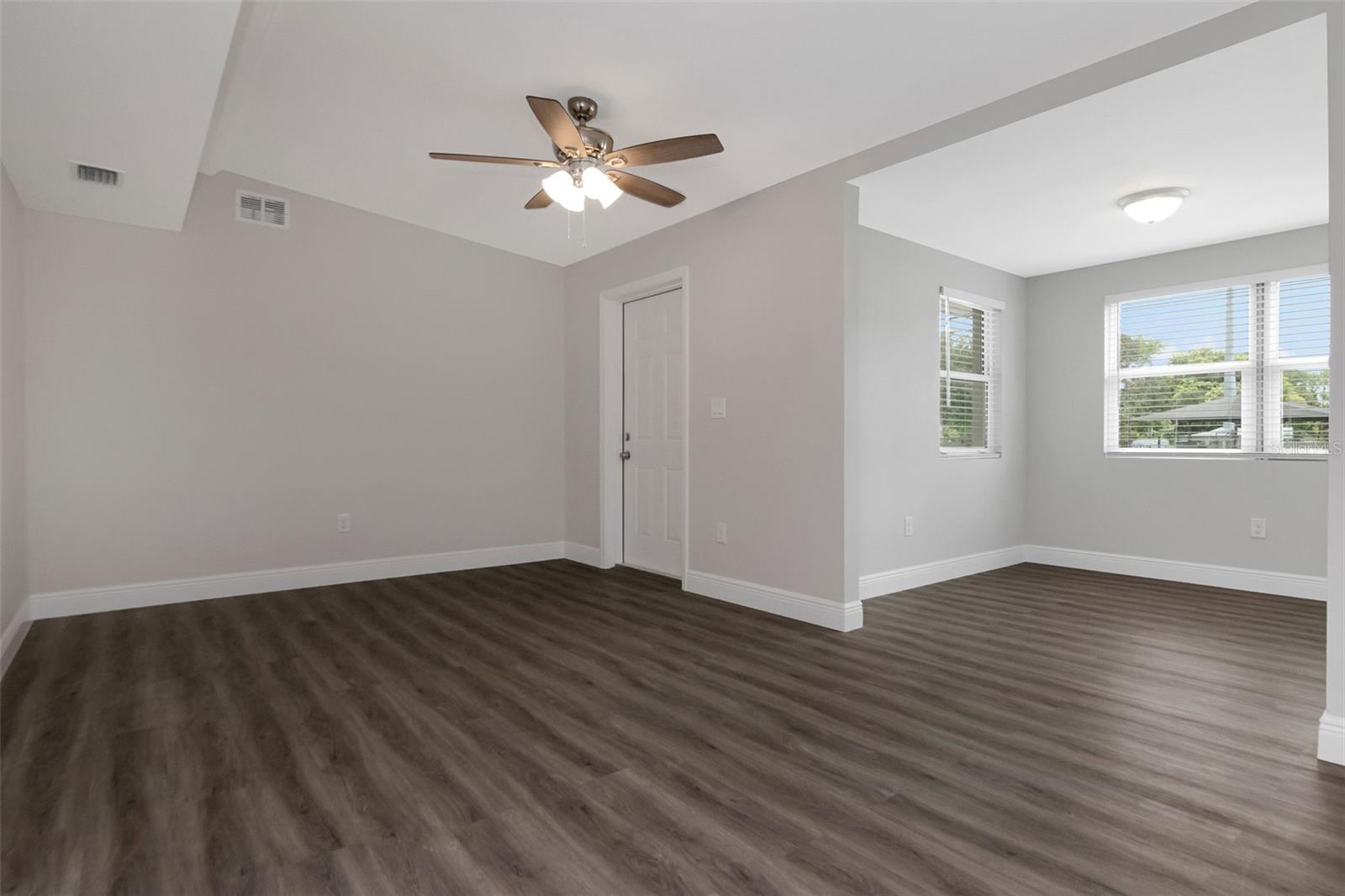 2216 E 109TH AVE, TAMPA, FL — photo 30