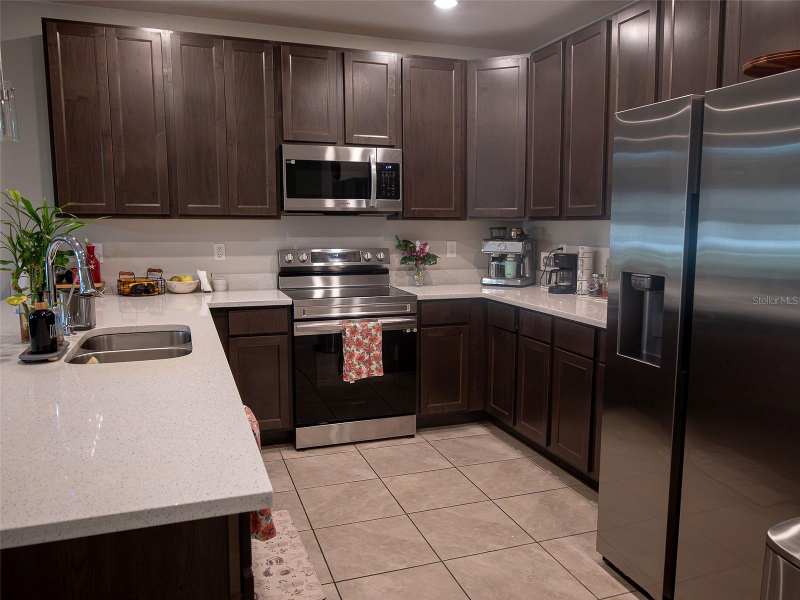 4878 CORAL CASTLE DR, KISSIMMEE, FL — photo 3