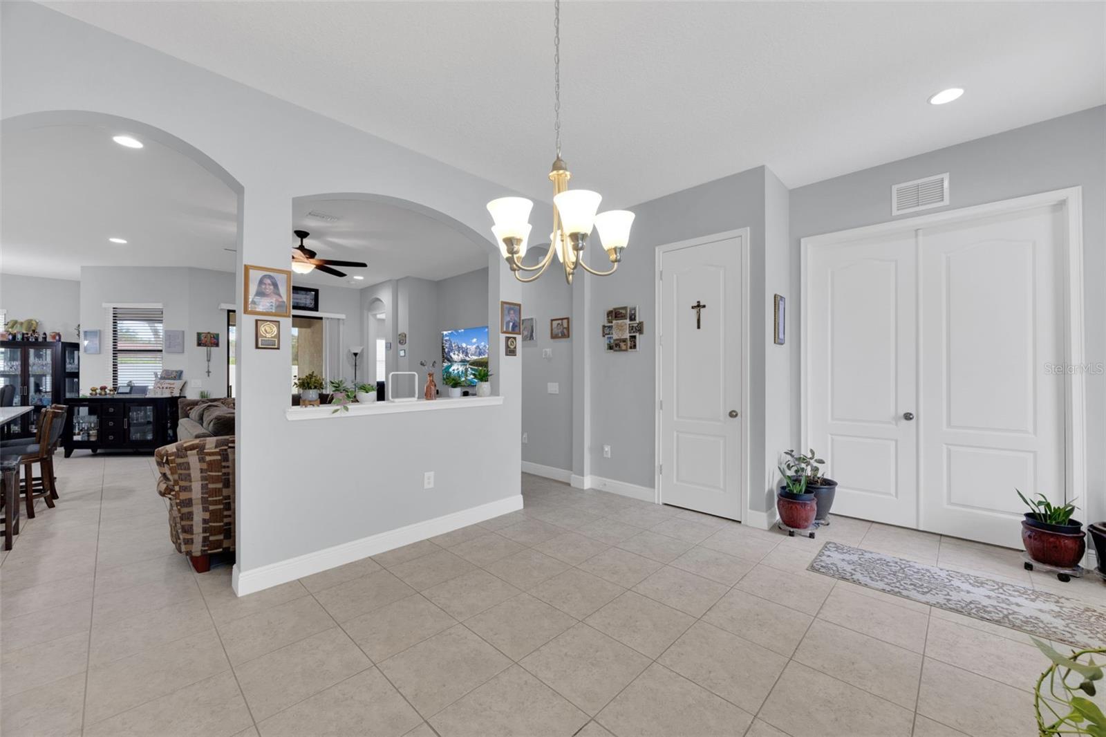 11026 BRAHMAN RANCH CIR, RIVERVIEW, FL — photo 5