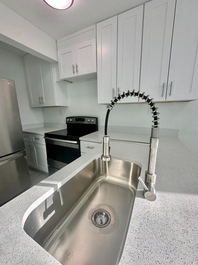 150 147TH AVE E, MADEIRA BEACH, FL — photo 11