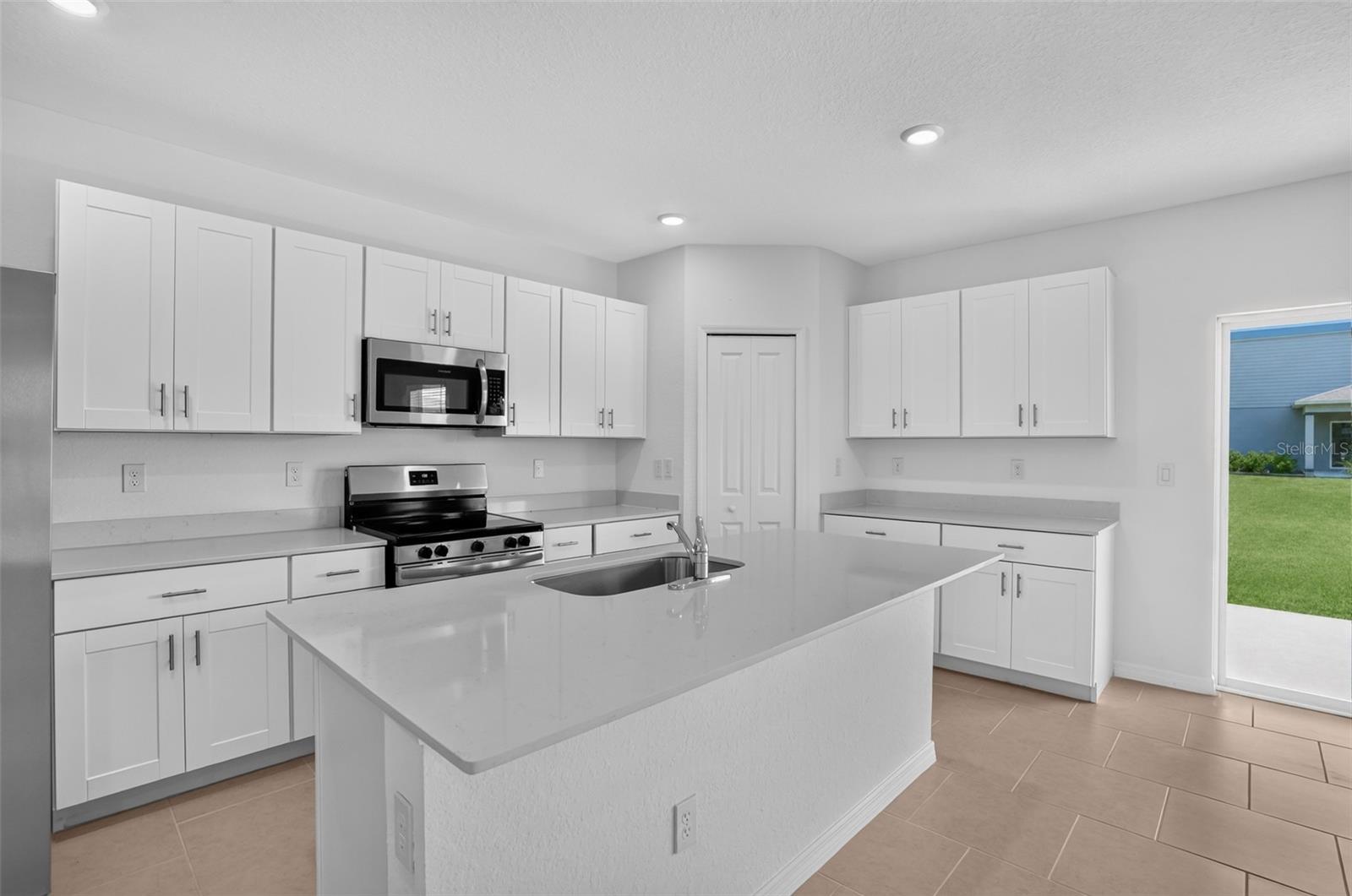 3616 AMBERSWEET XING, PARRISH, FL — photo 15