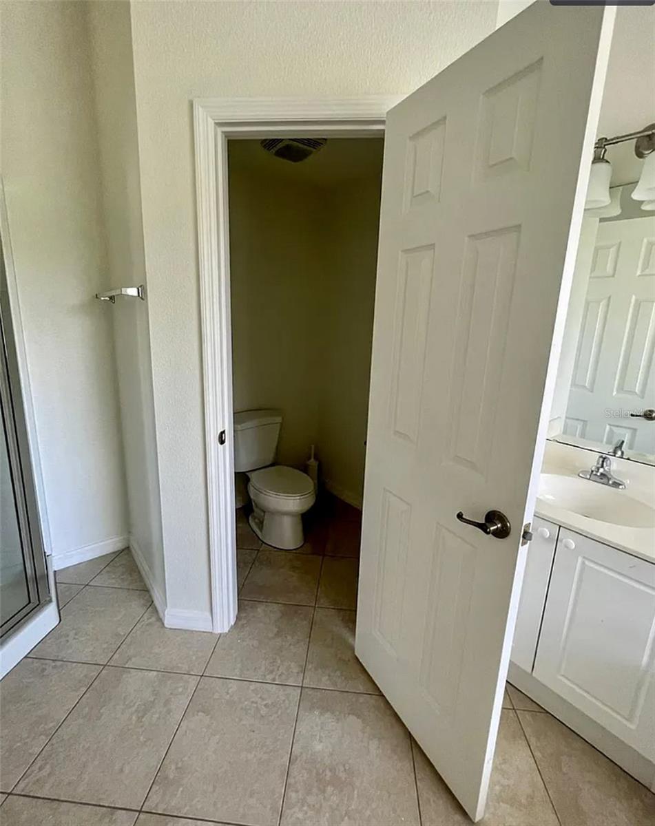2884 CLUB CORTILE CIR, KISSIMMEE, FL — photo 3